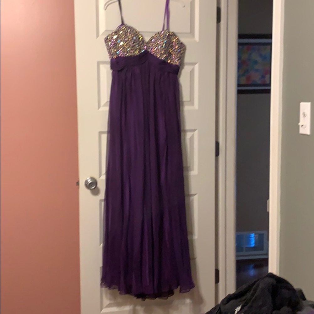 Purple prom dresd